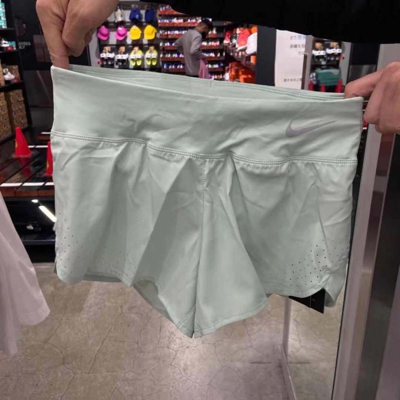 奥莱代购：NIKE 耐克 女款薄荷绿运动短裤AQ5417-321（断货退款）