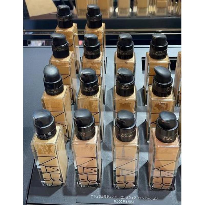 代购：NARS/纳斯 亮采持久粉底液 30ml 多色可选（ナチュラルラディアント　ロングウェアファンデーション）