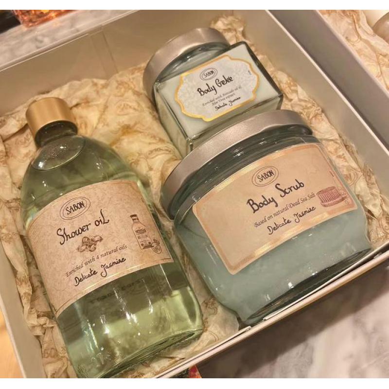 代购：SABON DELICATE JASMINE野茉莉身体护理套装 沐浴油（沐浴露）500ml磨砂膏600g身体乳霜200ml