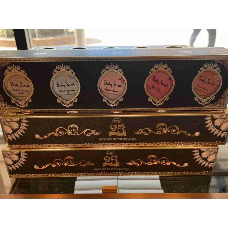 奥莱代购特价：SABON 限定25周年纪念套装 磨砂膏旅行装 60g×5个（日期还有1年左右）