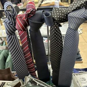 特价福袋：Aoyama洋服青山 仅抢到一组！ 男士领带高级领带五条入